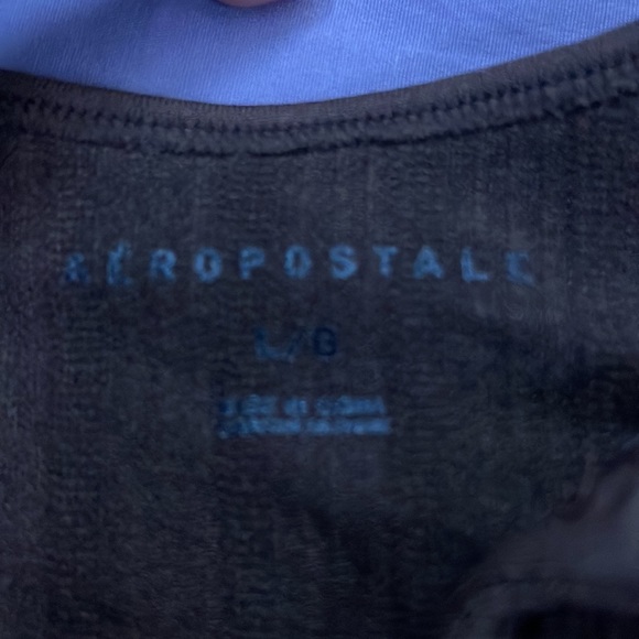 Brown croptop - Picture 2 of 2